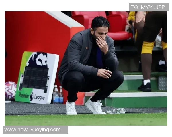 拉爵模仿曼城并非盲目跟风曼联却在重蹈覆辙中浪费宝贵时间