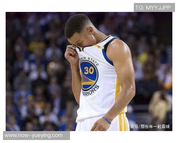 哈珀表现低迷全场仅得6分3助攻4失误半场命中率惨淡